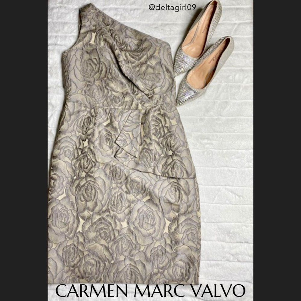 BEAUTIFUL CARMEN MARC VALVO FORMAL DRESS SIZE 10!